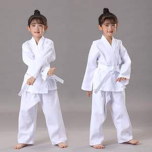 Uniforme de karaté pour enfants et adultes uniforme de karaté léger pour étudiants uniforme d'arts martiaux avec ceinture blanche BJJ GI - Product Image 4
