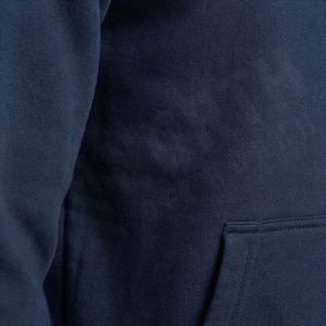 Haut de voyage personnalisé imprimé et brodé, uni, avec poche avant, en molleton de coton doux, coupe oversize confortable pour les longs trajets - Product Image 5