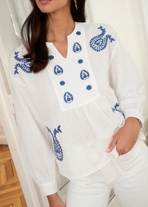 Gran oferta blusa Milo para mujer Algodón ligero con ajuste relajado y botón frontal para ropa informal o de oficina disponible para la venta - Product Image 3