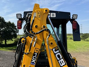 Backhoe <span class=keywords><strong>Loader</strong></span> Mini bekas Premium dengan komponen Motor inti - Product Image 5