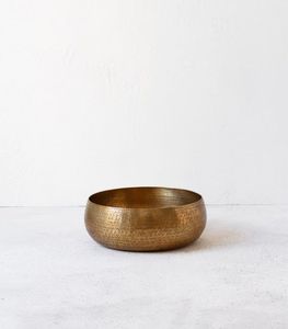 Bol en laiton de qualité supérieure pour servir les plats des restaurants, style contemporain, grand bol décoratif, vaisselle de mariage, bol à fruits en métal doré - Product Image 6