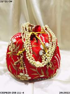 Sac à bandoulière en soie brodé ethnique vintage de luxe Craftstages International, motif classique œil de cheval, 21*21 CM - Product Image 5