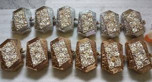 Pochette de soirée pour femme, motif carré en pierre, fermeture magnétique, doublure en polyester, bandoulière chaîne, tendance - Product Image 2