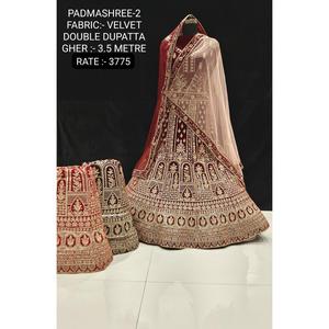 Impresionante terciopelo Lehenga Choli con bordado Diseño indio tradicional para celebraciones festivas de adultos Exportador directo - Product Image 5