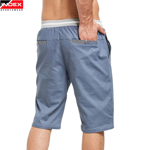 กางเกงขาสั้นผู้ชายสั่งทำพิเศษ ผ้าหนา ทรงหลวม สไตล์สตรีทแวร์ ลายเรียบ สไตล์ลำลอง สไตล์ฮิปฮอป กางเกงขาสั้นตาข่าย - Product Image 2