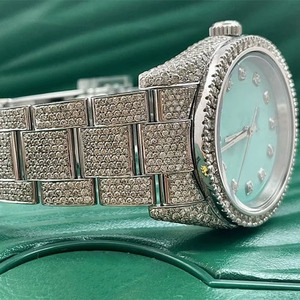 Venta caliente Iced Out Silver Reloj de diamantes de acero inoxidable para parejas con acentos de cristal y correa de metal duradera para exportación Orice - Product Image 3