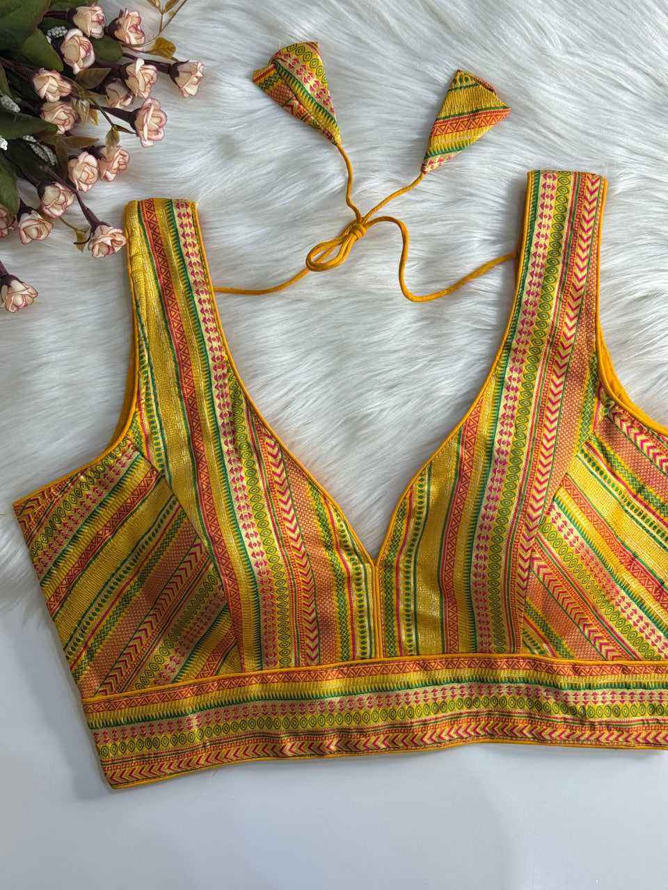 สีเหลือง