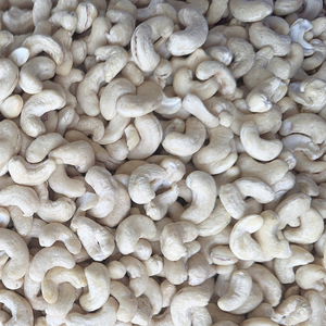 Prix des noix de cajou d'usine fiables dans le monde entier, noix de cajou W180, Vietnam Santigo, Vietnam, emballage personnalisé - Product Image 1