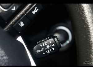 Toyota Fortuner GX SUV de 7 Plazas, Usada en Buen Estado, Equipamiento Completo, Sin Accidentes y con Garantía. Modelo 2023 - Product Image 3