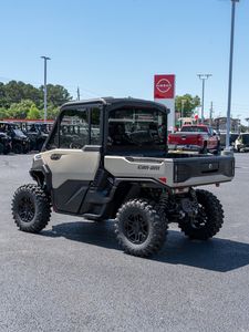 รถ Polaris Ranger UTV 4x4 รุ่น Limited Edition สีดำ ราคาประหยัด พร้อมเบาะนั่งภายใน คอนโซลกลาง และที่วางแก้ว - Product Image 2
