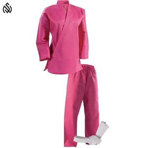 Uniforme de karaté/costumes d'arts martiaux de qualité supérieure fabriqué au Pakistan prix de gros uniforme de jiu jitsu kimono de karaté - Product Image 1