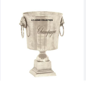 lion Handle Large Rounded Solid Aluminum Handmade Hammered Designing Shiny Polish Chilled Champagne <b>Ice</b> <b>Bucket</b> <b>for</b> <b>Sale</b> - Product Image 2
