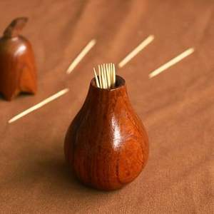 Porte-cure-dents en bois avec logo personnalisé, boîte de rangement pour cure-dents en bois naturel pour utilisation promotionnelle dans les restaurants - Product Image 4