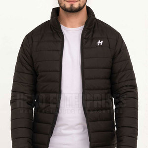 Chaqueta acolchada para hombre con logotipo personalizado 2024, servicios OEM de alta calidad, chaqueta de tela con capucha para uso en invierno con decoración de bolsillo, talla XL - Product Image 1