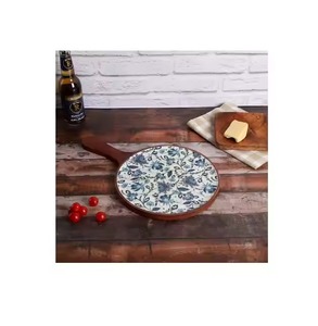 Plateaux de service en bois exquis fabriqués à la main en émail de conception carrée vibrante imprimé pour un usage domestique de divertissement de restaurant d'hôtel - Product Image 3