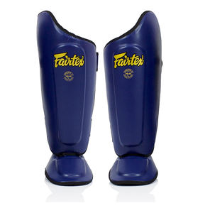 Espinilleras Fairtex Muay Thai Mma con impresión de logotipo personalizado, espinilleras Fairtex ligeras y duraderas de competición hechas a medida - Product Image 2