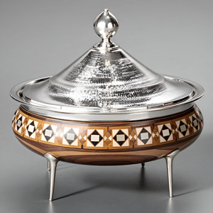 Casserole artisanale en métal élégant en acier inoxydable avec couvercle et incrustation de bois artistique parfait pour un dîner élégant - Product Image 2