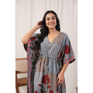 Vestido Kaftán Largo Floral Gris para Mujer Fayra - Estilo Casual para Invitadas de Boda - Product Image 1