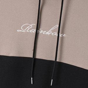 Pull à capuche de sport pour hommes avec tissu en coton respirant pour un usage quotidien décontracté et confortable. - Product Image 3