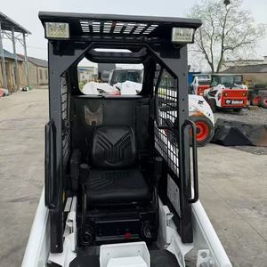 Chargeuse compacte sur pneus d'occasion S185 avec godet frontal pour travaux agricoles et de construction - Product Image 5