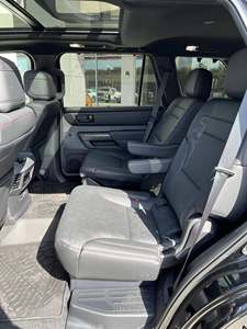 Toyota Sequoia TRD Pro d'occasion 2025 - Product Image 2