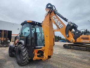 2022 pour la chargeuse-pelleteuse CASE 580SV utilisée à bas prix - Product Image 2