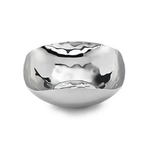 Frutal decorativo de acero inoxidable hecho a mano con acabado dorado para una experiencia gastronómica de lujo - Product Image 3