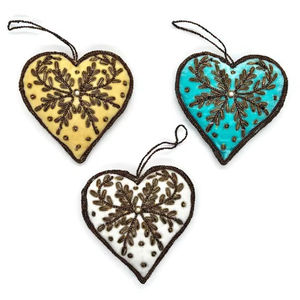 Adornos de corazón de terciopelo bordados hechos a mano únicos creativos conjunto Multicolor para exhibición de vacaciones decoraciones para árboles de Navidad - Product Image 1