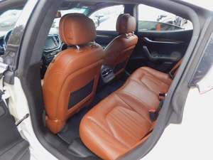 CLEAN 2016 Maserati Gran Turismo S Q4 AWD Volante a la izquierda - Product Image 2