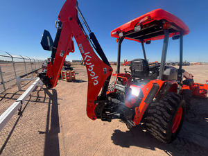 Tractor Retroexcavador Kubota L47 de 47Hp 4x4 Nuevo/Usado con ROPS/FOPS, Retroexcavador de Alto Rendimiento con Motor Duradero - Product Image 4