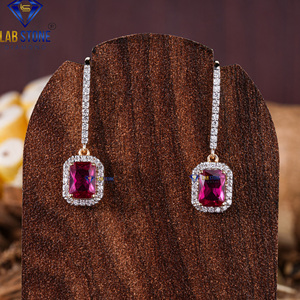 2.45 TDW R. Boucles d'oreilles en diamant de coupe radiante et ronde en or rose 18 carats avec diamant de laboratoire Hpht/Cvd Diamond Lab Stone - Product Image 1