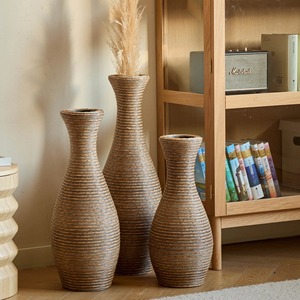 Ensemble de 3 Vases au design unique Vases multifonctionnels fabriqués à la main, parfaits pour la table à café ou le couloir. - Product Image 6