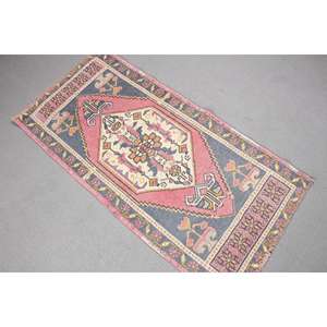 Tapis turc vintage 1,8x3,6 pieds, tapis en laine rouge à motifs floraux - Product Image 2