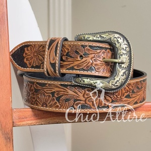 2025 Trending Floral Designer Cinturón de cuero mecanizado a mano para hombres y mujeres Personalización Cinturones de cuero genuino de vaca ajustables - Product Image 1