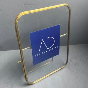 Cadre photo de table Artisan Design Pf321 avec finition laiton, format portrait vertical - Product Image 3