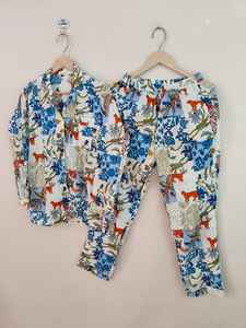 Conjunto de Pijama de Verano para Mujer, 100% Algodón, Elegante, con Estampado Floral, Cuello en V, Botones, Manga Larga, Estilo Camisón - Product Image 2