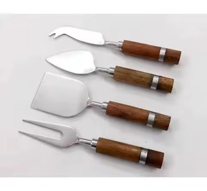 Ensemble de couteaux à fromage en résine époxy noire et acier inoxydable 4 pièces pour hôtel et restaurant de luxe - Product Image 4