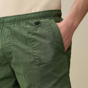 Pantalones cortos de gimnasio de playa de entrenamiento de nailon clásicos de verano de talla grande para hombre, pantalones cortos de cintura elástica de nailon personalizados de verano para hombre - Product Image 4