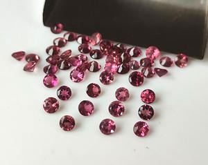 Tourmaline rose naturelle, pierres précieuses rondes facettées de 1 mm à 6 mm avec jeu de couleurs pour la fabrication de bijoux - Product Image 3
