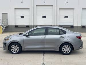 Precio bajo, Kia Rio S 2021, auto usado en venta - Product Image 5
