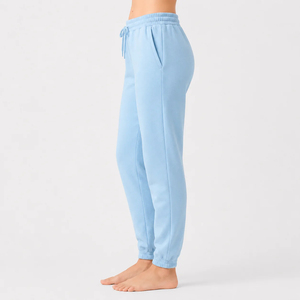 Pantalones deportivos para mujer con una construcción cómoda y un aspecto elegante, pantalones deportivos perfectos para uso diario, entrenamiento ligero y viajes - Product Image 3
