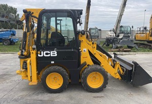 JCB Backhoe Loader Wheel Loader Diesel Engine Heavy-Duty Construction Equipment Front Bucket Hydraulic Pump New Yellow 5+ Year - Product Image 3