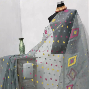 Tendance Deshi Dhakai Jamdani Sharee Qualité d'exportation pour les femmes JAMDANI TISSU Bleu ROUGE VERT Doré Bleu Ciel du Bangladesh - Product Image 1