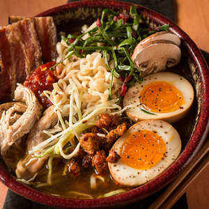 Grosir sup mie Ramen rifrada ekstra pedas 120g mi goreng instan dari Vietnam pemasok jumlah besar eksportir FMCG