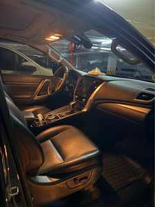 Mitsubish-i monter-o sport Clean 2023 d'occasion - Product Image 3