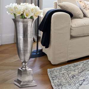 Vase à fleurs et pots en métal de haute qualité fabriqués à la main pour la décoration intérieure et la pièce d'exposition de comptoir - Product Image 3