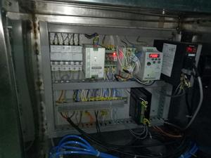 Máquina Llenadora Automática Multicabezal Servocontrolada Más Vendida para Botellas y Envases, Utilizada para Leche y Jugos, Disponible para la Venta - Product Image 5