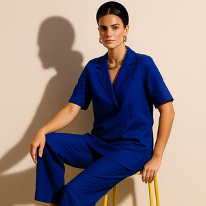 Tenue décontractée et semi-formelle disponible en tailles M L XL XXL Ensemble chic en polyester bleu deux pièces avec haut et pantalon large - Product Image 1