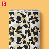 Robe d'été pour femme en tissu de coton biologique léger à 100% avec imprimé de fleurs noires et jaunes Bessi