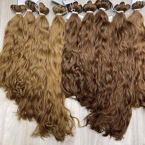 Cheveux naturels ondulés avec diverses couleurs, trame de cheveux doublement tirée, cheveux humains vietnamiens de haute qualité, extensions de cheveux prêtes à être expédiées - Product Image 3